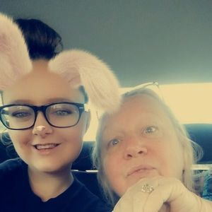 Meet your Posher, Leah